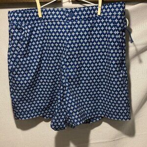 Navy Star Pattern Women's Cargo Shorts